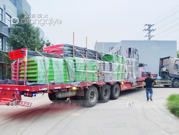 ���պ�܇ͤ�l(f��)؛��D��