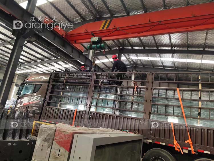 湖南公交站亭發(fā)貨案例配圖一