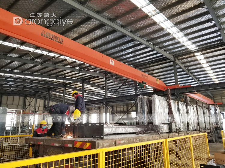 第三批內(nèi)蒙古智能公交候車亭發(fā)貨圖二