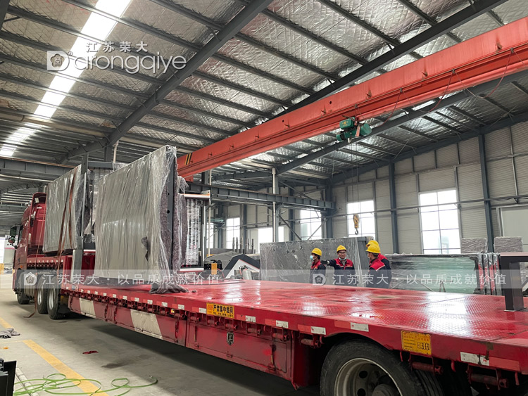 第二批廣西智能候車亭發(fā)貨圖一