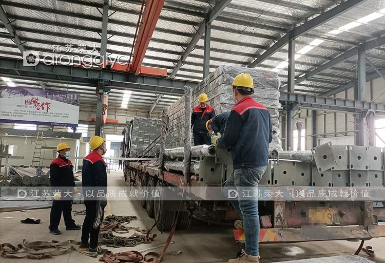 公交車站臺(tái)候車亭發(fā)貨案例