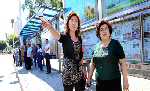 建設候車亭意義配圖