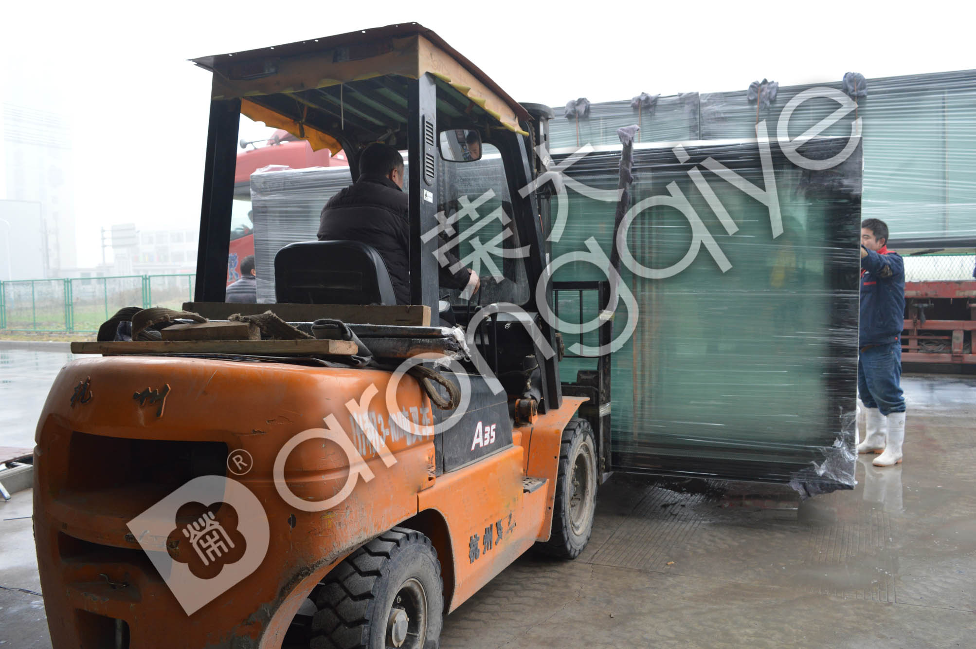 閱報(bào)欄發(fā)貨圖一