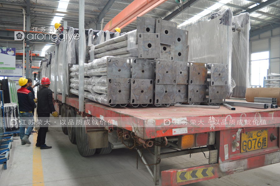 河北智能候車亭第二批發(fā)貨圖一