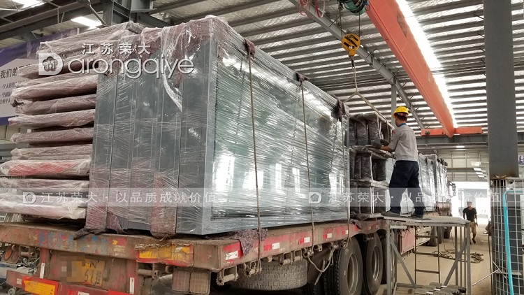 河南智能公交站臺(tái)發(fā)貨圖二