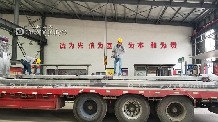 福建智能公交站臺發(fā)貨圖一