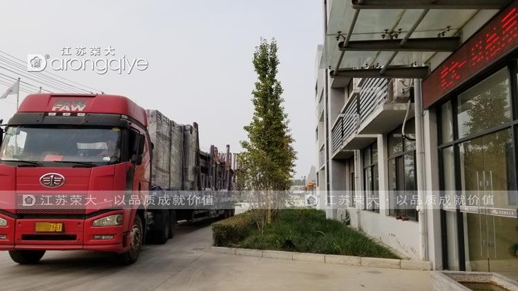 揚(yáng)州智能公交站臺(tái)發(fā)貨圖三