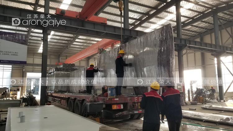 內(nèi)蒙古不銹鋼候車(chē)亭發(fā)貨圖二