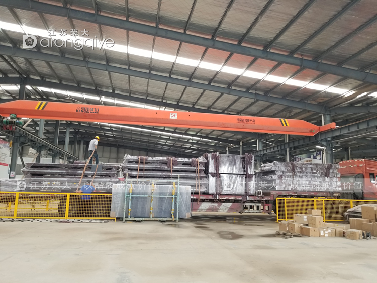 第三批智能垃圾分類亭發(fā)貨圖二